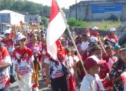 Puluhan Siswa SDK Kalena Wanno Kobarkan Semangat Kemerdekaan di Karnaval HUT RI ke-81