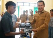 9 PPKS di SBD Terima Mesin Jahit dan Peralatan Bengkel untuk Buka Usaha