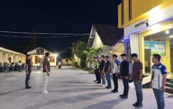 Malam Minggu, Polres Sumba Timur Periksa Personel dan Sasar Titik Rawan Narkoba